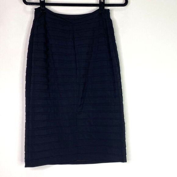Tadashi Collection Tiered Layered Shutter Pleat Pencil Skirt Women's Size Small - Picture 2 of 7